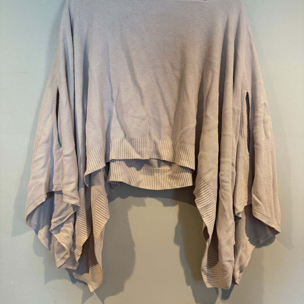 Lululemon OS Gray Poncho